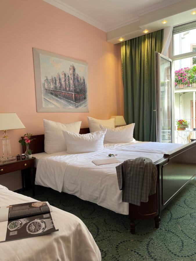 Comfort Triple Room